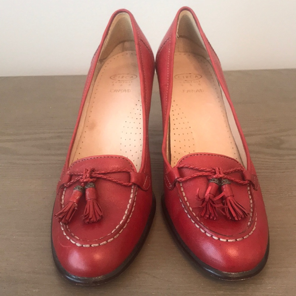 Luxe Joan&David comfort 2in heel in red leather
